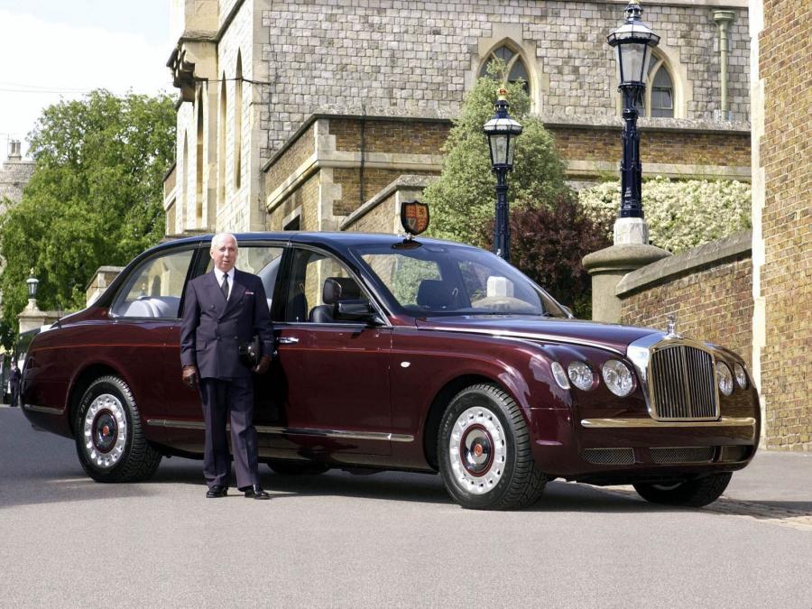  Bentley State Limousine 2002 года  (фото 7 из 9)